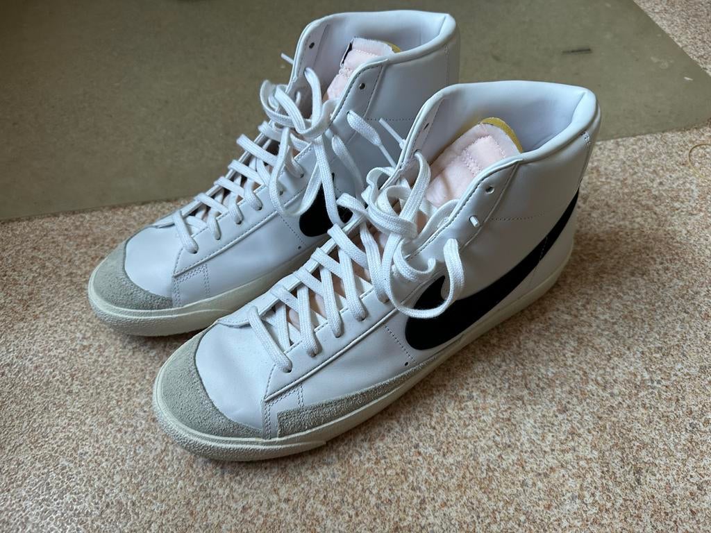 Nike Blazer, Wit, Ophalen of Verzenden, Sneakers of Gympen, Zo goed als nieuw