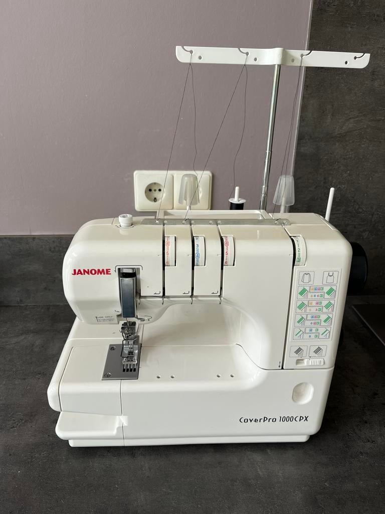 Cover lock, Hobby en Vrije tijd, Ophalen of Verzenden, Gebruikt, Lockmachine, Overige merken