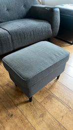Ikea hocker voetenbankje strandmon grijs, Ophalen, Minder dan 50 cm, Gebruikt, 125 cm of meer