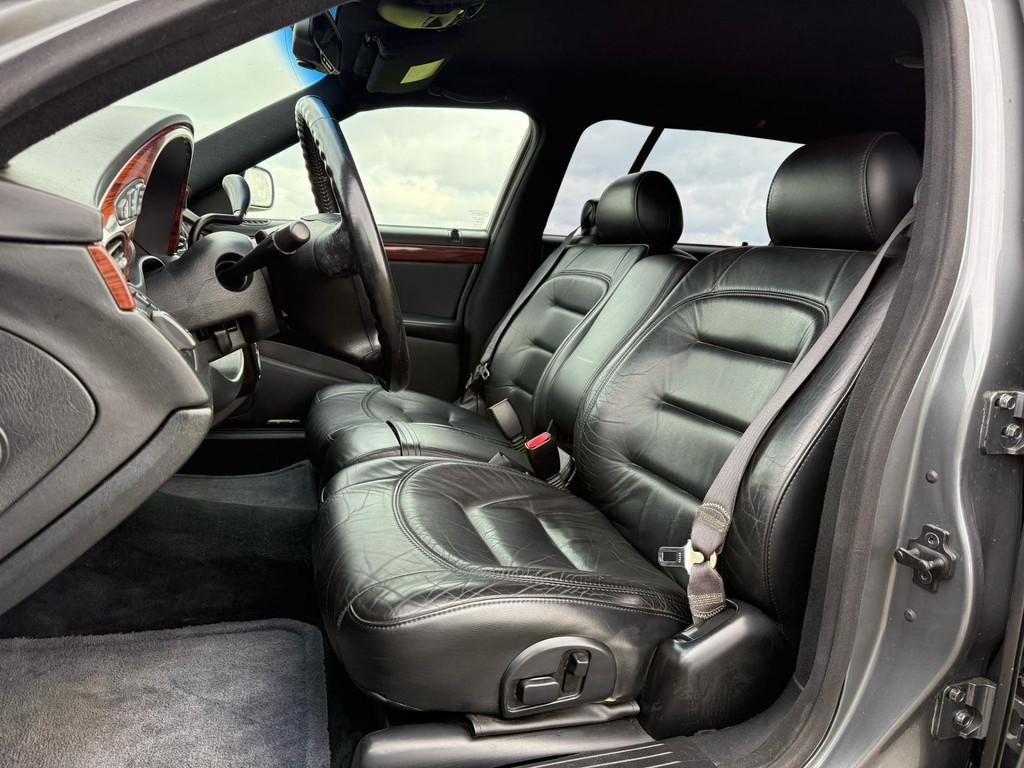 Cadillac DE VILLE Limousine V8 4.6, Auto's, Cadillac, Gebruikt, Overige carrosserieën, Leder, Bedrijf