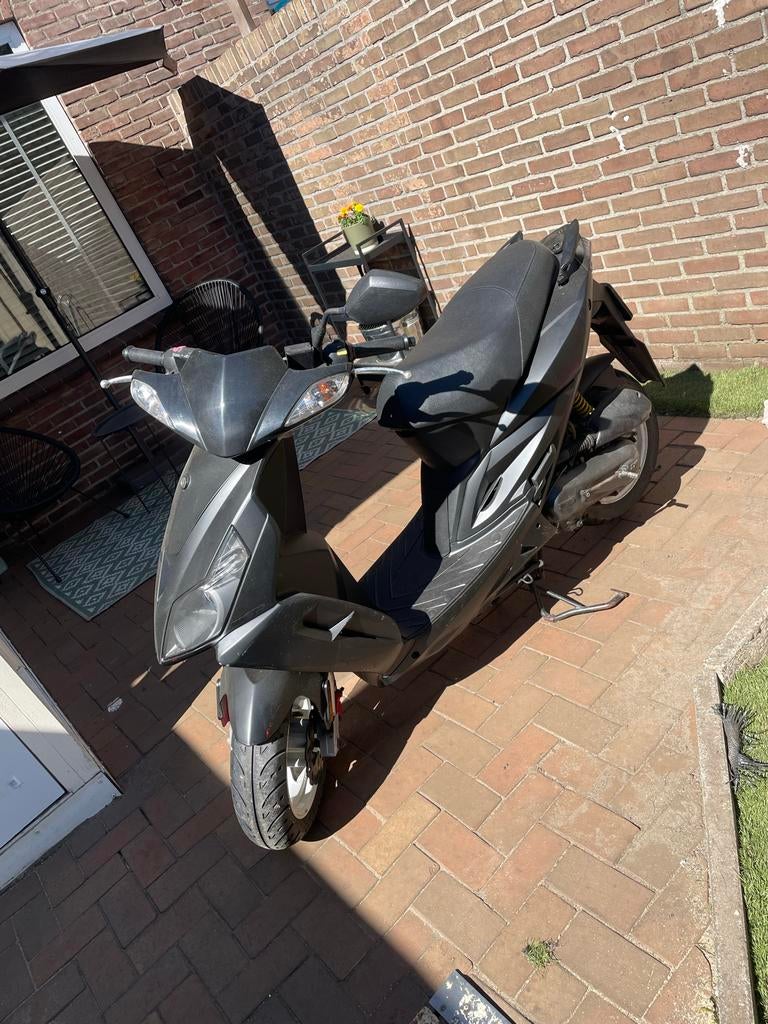 Sym scooter voor de handige Harrie, Fietsen en Brommers, Scooters | SYM, Gebruikt, Overige modellen, Benzine, Ophalen