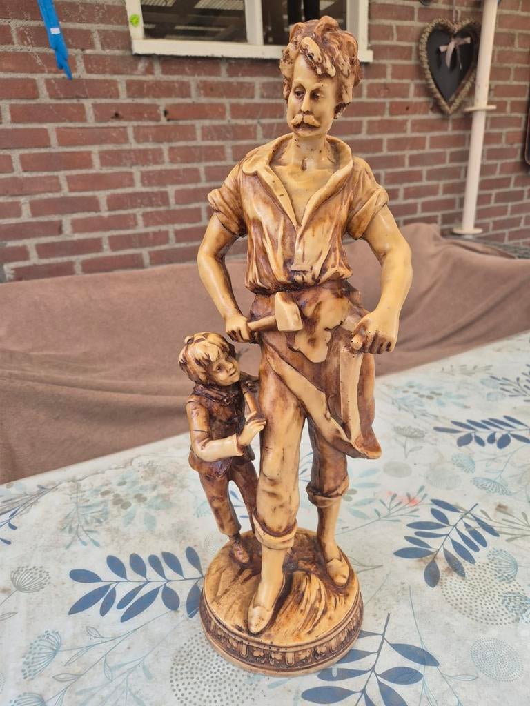 standbeeld van vader en zoon, Ophalen of Verzenden