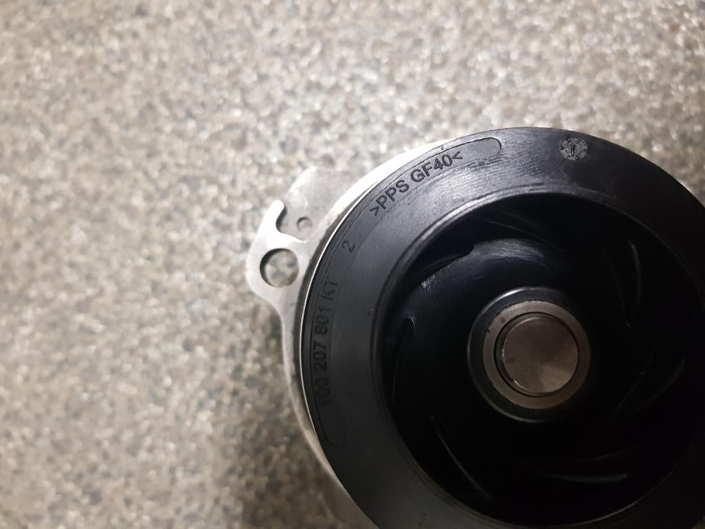 Waterpomp Seat leon 2.0 TDI FR 16V 2017, Ophalen of Verzenden