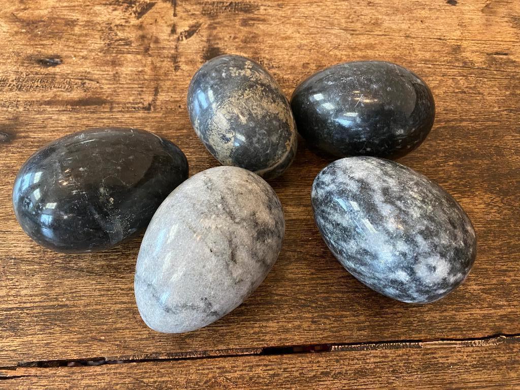 Brocante gepolijste Onyx?) grote marmeren eieren - Pasen, Antiek en Kunst, Ophalen of Verzenden