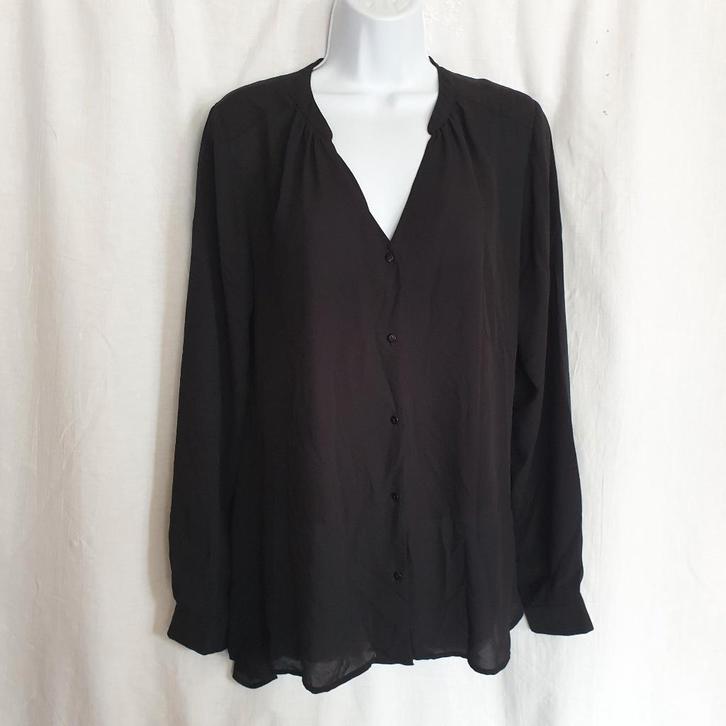 Leuk zwart dames shirt. mt M Merk Miss Etam, Kleding | Dames, T-shirts, Zo goed als nieuw, Maat 38/40 (M), Zwart, Lange mouw, Ophalen of Verzenden