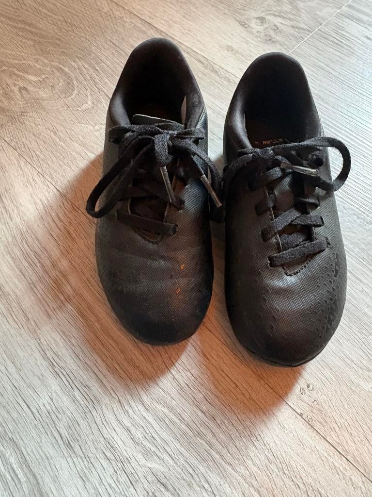 Voetbalschoenen adidas maat 29, Maat XS of kleiner, Ophalen of Verzenden, Zo goed als nieuw, Schoenen
