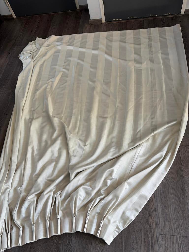 2 stuks Crème/witte overgordijnen met dubbele plooi en haken, Gebruikt, 200 cm of meer, 150 tot 200 cm, Ophalen of Verzenden