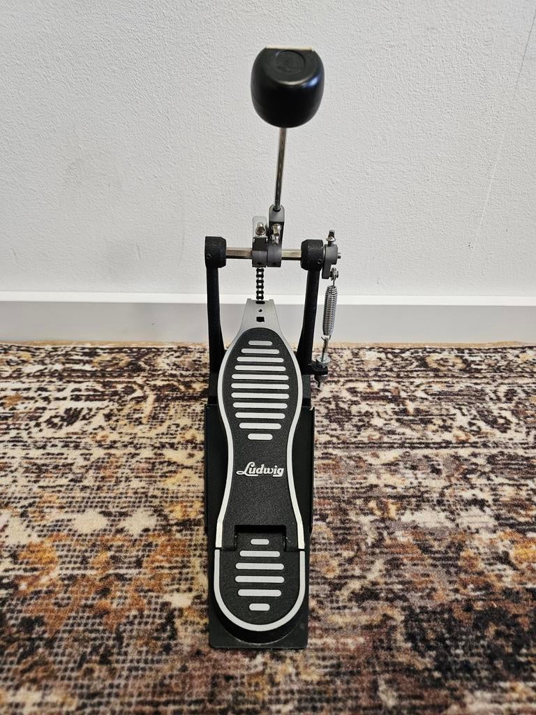Ludwig L315P Single Bassdrum Pedaal - Zo goed als nieuw, Muziek en Instrumenten, Instrumenten | Onderdelen, Zo goed als nieuw