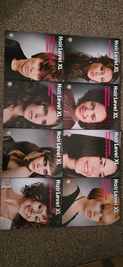 Set boeken Hair Level XL - Kappersopleiding, Ophalen, Zo goed als nieuw, Diverse auteurs