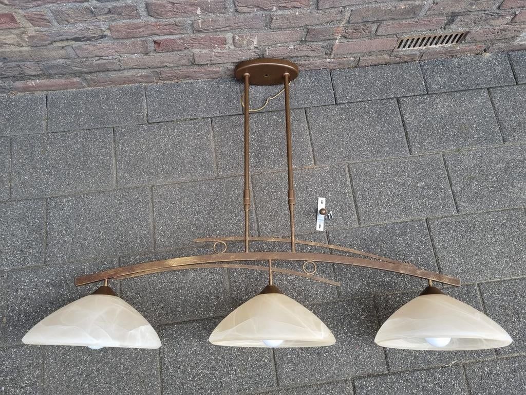 Masterlight hanglamp met 3 lichtbronnen albast amber glas, Huis en Inrichting, Lampen | Hanglampen, Ophalen, Gebruikt, Glas, 75 cm of meer