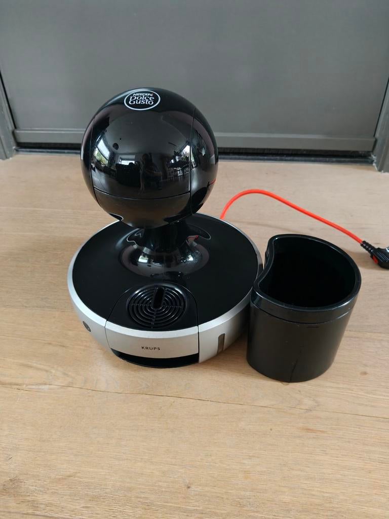 Dolce Gusto Drop koffiezetapparaat met cupjeshouder, Witgoed en Apparatuur, Koffiezetapparaten, Gebruikt, Koffiemachine, Ophalen