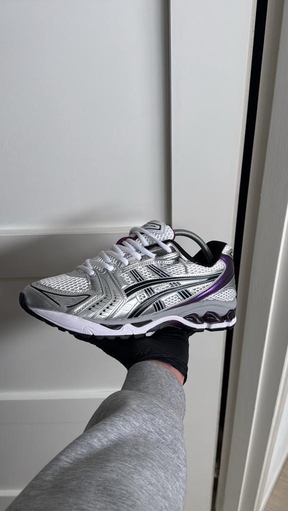 Asics gel kayano 14, Ophalen of Verzenden, Zo goed als nieuw