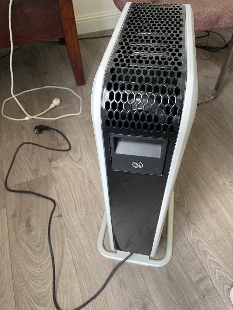 Olie kachel, Huis en Inrichting, Kachels, Ophalen, Overige brandstoffen, Petroleumkachel, Zo goed als nieuw