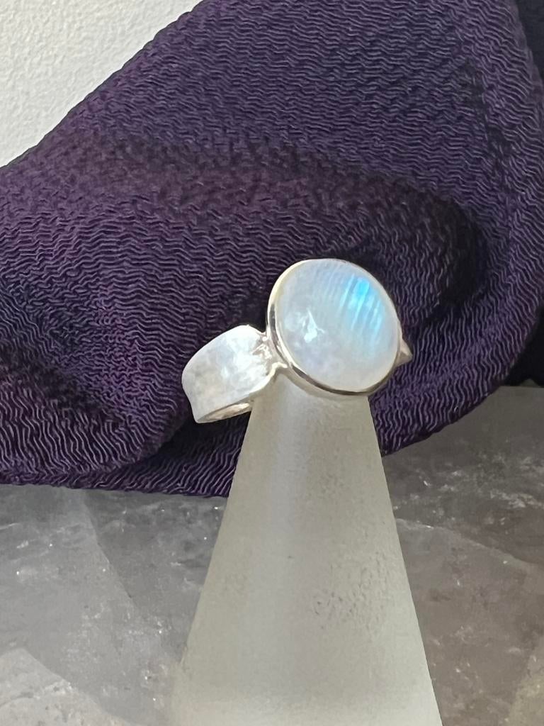 Maansteen regenboog beschermt intuïtie balans harmonie magie, Wit, Nieuw, Ophalen of Verzenden, 17 tot 18