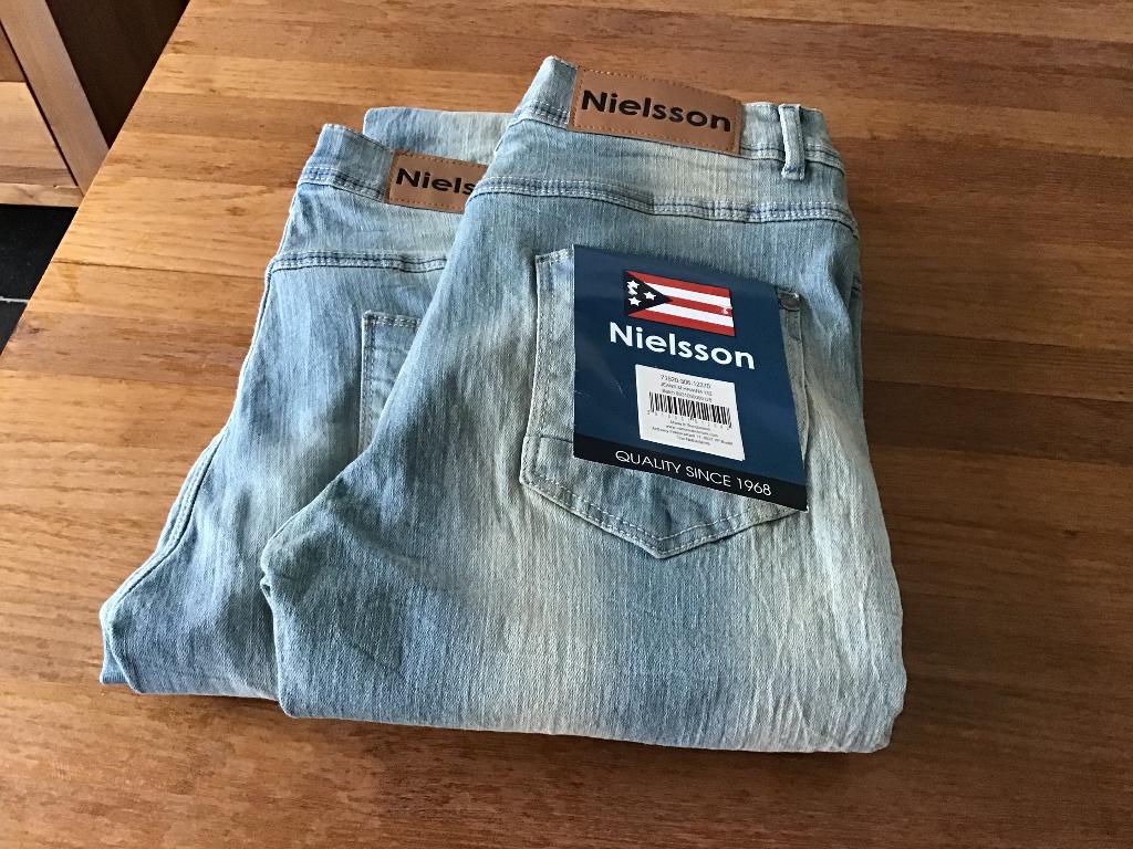 Spijkerbroeken maat 152, Kleding | Dames, Blauw, Ophalen of Verzenden, Zo goed als nieuw, W27 (confectie 34) of kleiner