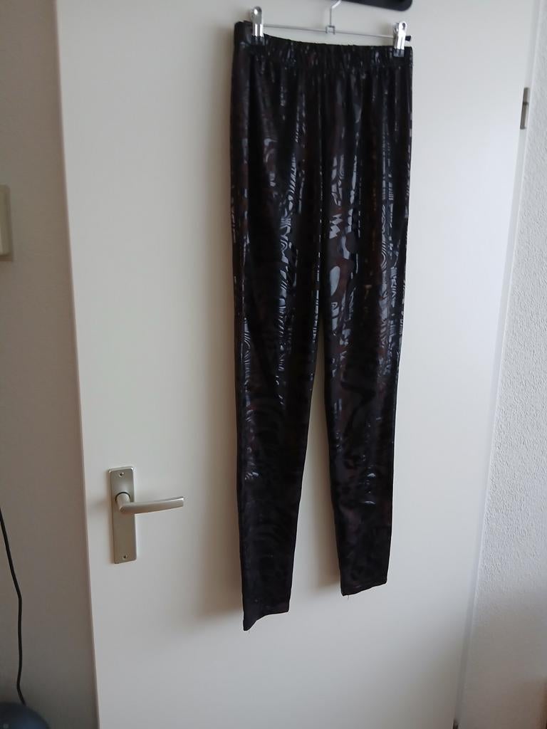 Stijlvolle nieuwe zwarte legging van MAGNA. Maat 40-42., Kleding | Dames, Grote Maten, Verzenden, Zwart, Nieuw, Magna
