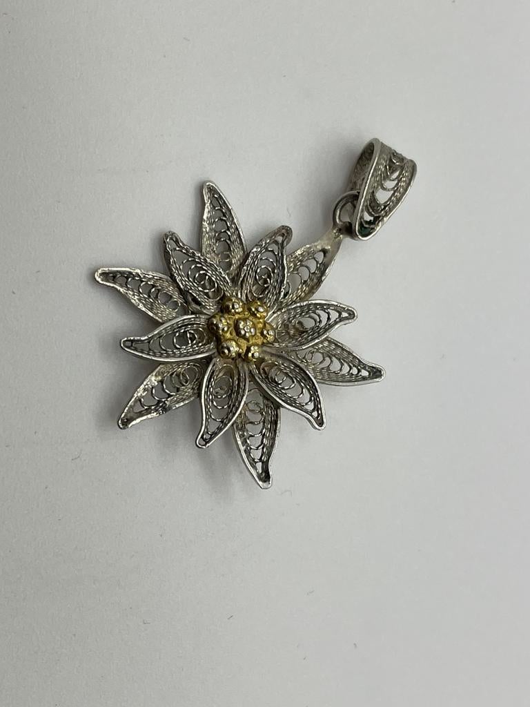 C691 Prachtige zilveren edelweiss hanger, Sieraden, Tassen en Uiterlijk, Antieke sieraden, Ophalen of Verzenden, Zilver, Hanger