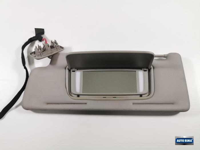 Zonneklep van een Volvo C70, Gebruikt, -, -, Ophalen of Verzenden