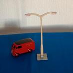 Dinky Toys lamp standard dubbel straatlantaarn, Ophalen of Verzenden, Gebruikt, Overige typen, Dinky Toys