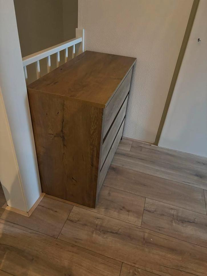 1 Jysk VEDDE ladekast kleur: donker eiken, Ophalen, Gebruikt, Eikenhout, 50 tot 100 cm