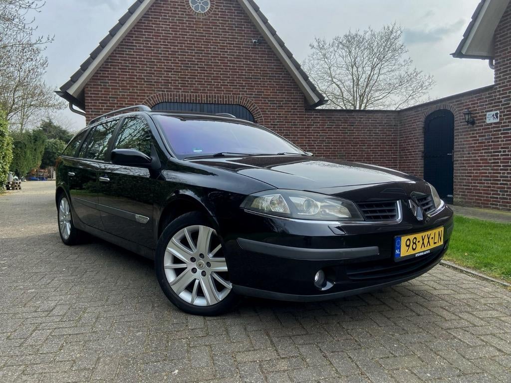 Renault Laguna 2.0 16V Gr.tour 2007 Benzine/LPG, Auto's, Voorwielaandrijving, Bi-Xenon koplampen, Leder en Stof, Zwart