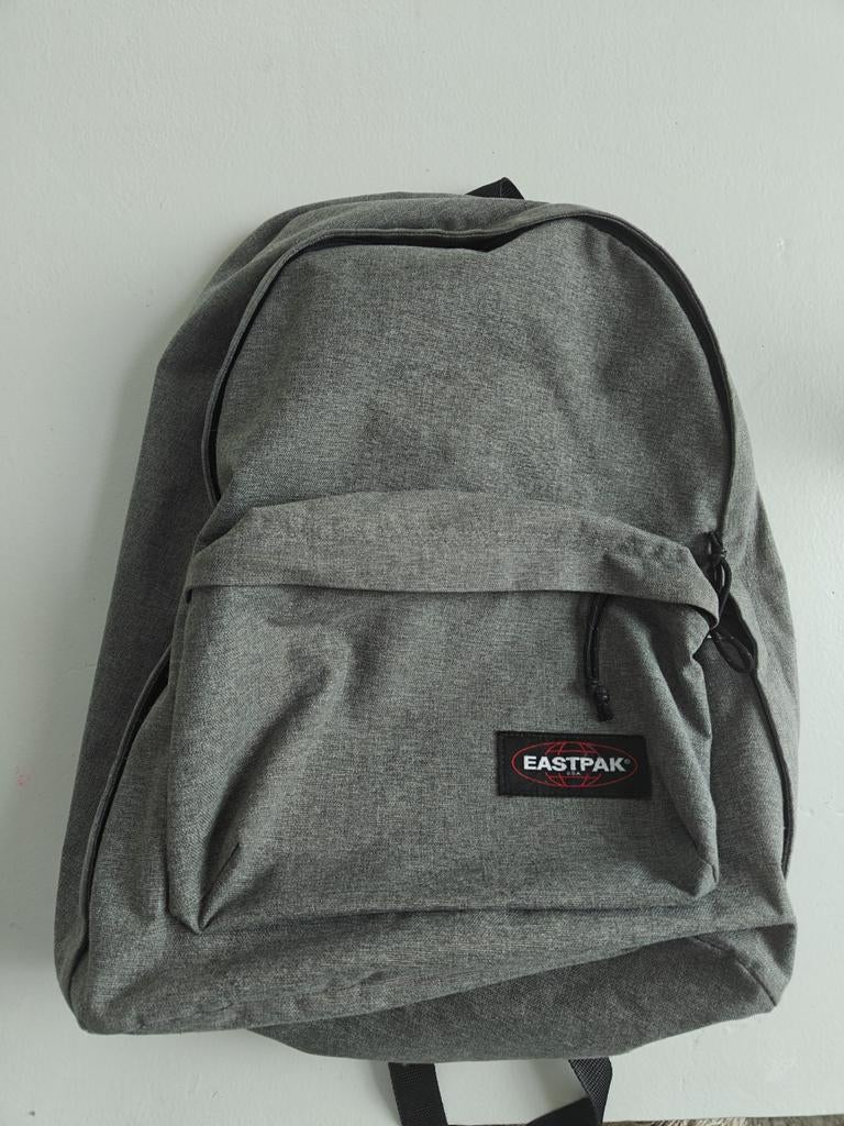 Grijze Eastpak rugzak - Zo goed als nieuw, Ophalen of Verzenden, Zo goed als nieuw, Eastpak