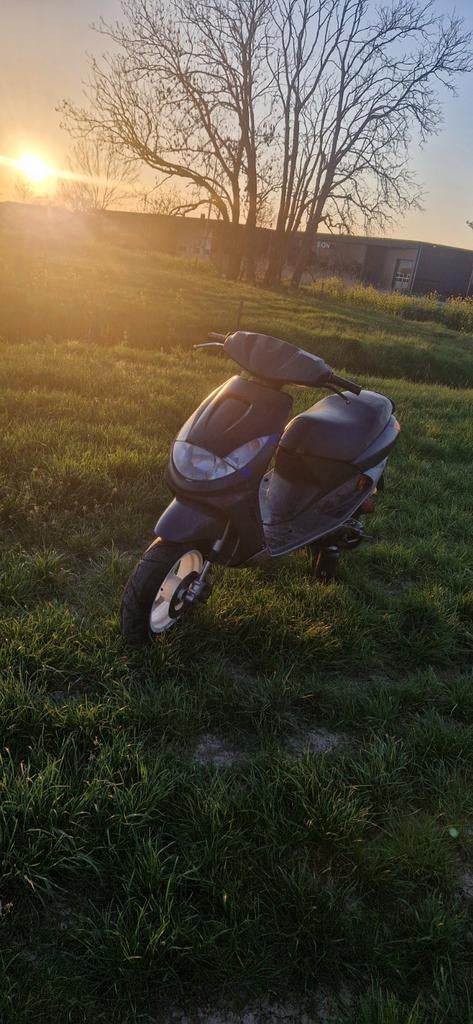 Viva city, Fietsen en Brommers, Scooters | Peugeot, Ophalen, Gebruikt, Vivacity
