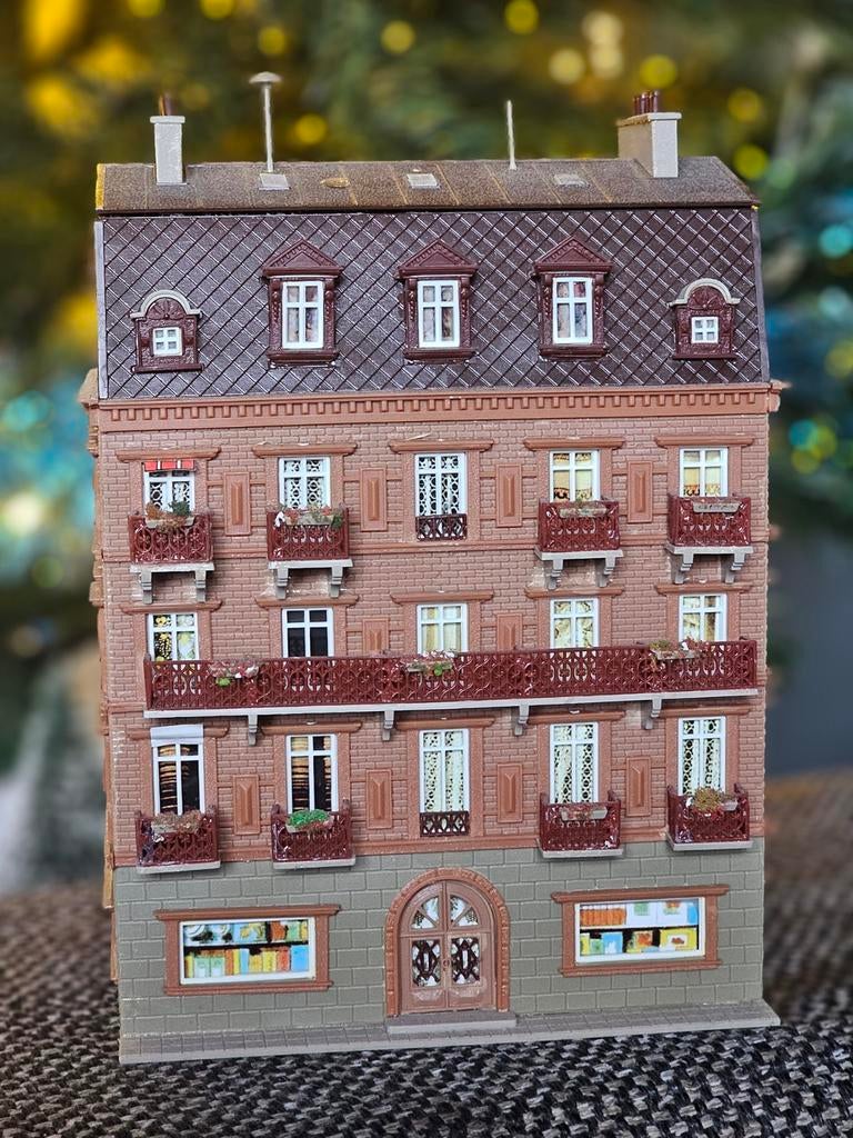 Huisje voor HO treinbaan, Hobby en Vrije tijd, Modeltreinen | H0, Overige merken, Gebruikt, Gelijkstroom of Wisselstroom, Brug, Tunnel of Gebouw