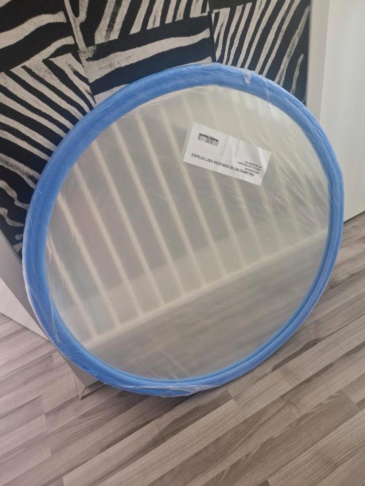 Nieuwe ronde spiegel  80 cm diameter, Huis en Inrichting, Woonaccessoires | Spiegels, Nieuw, 75 tot 100 cm, Minder dan 100 cm