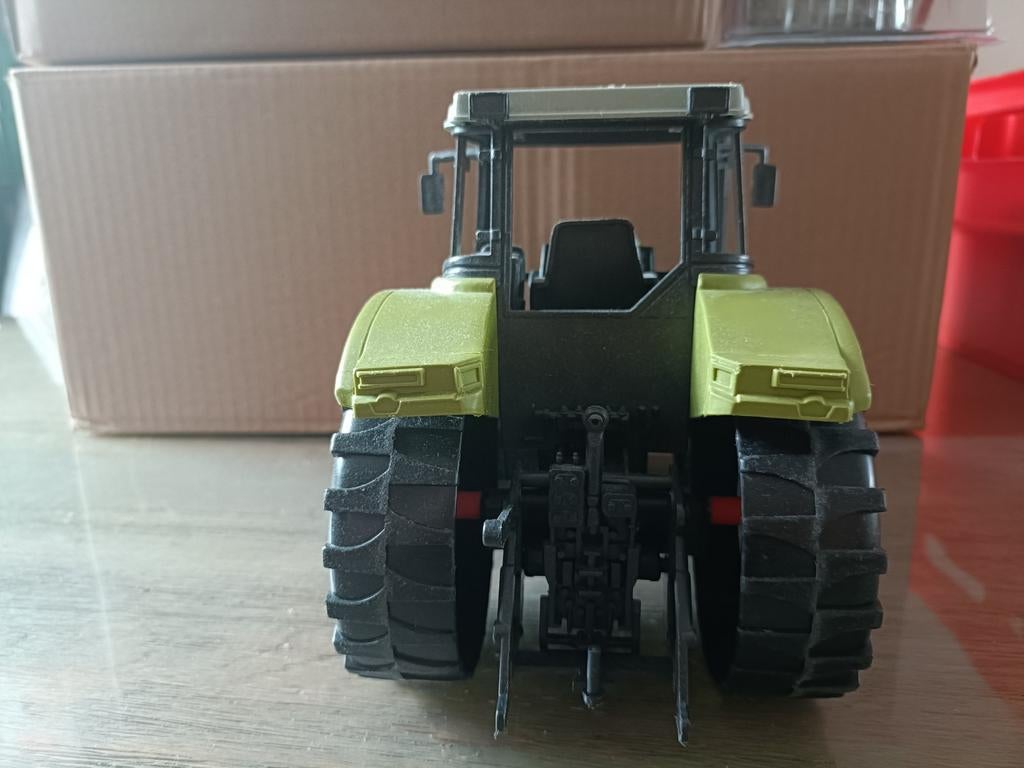 Claas Ares 836 tractor, S, R, Nieuw, Ophalen of Verzenden