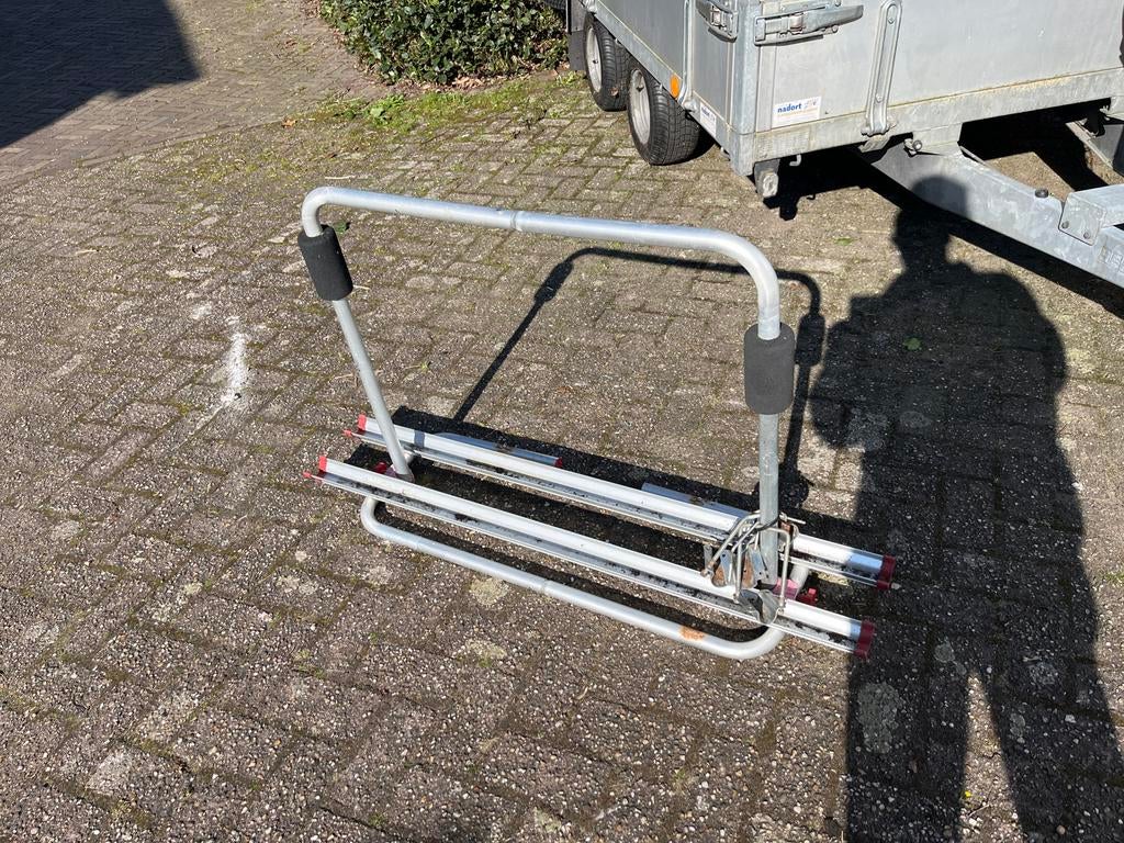 Aluminium fietsendrager, Ophalen, 2 fietsen, Gebruikt, Trekhaakdrager
