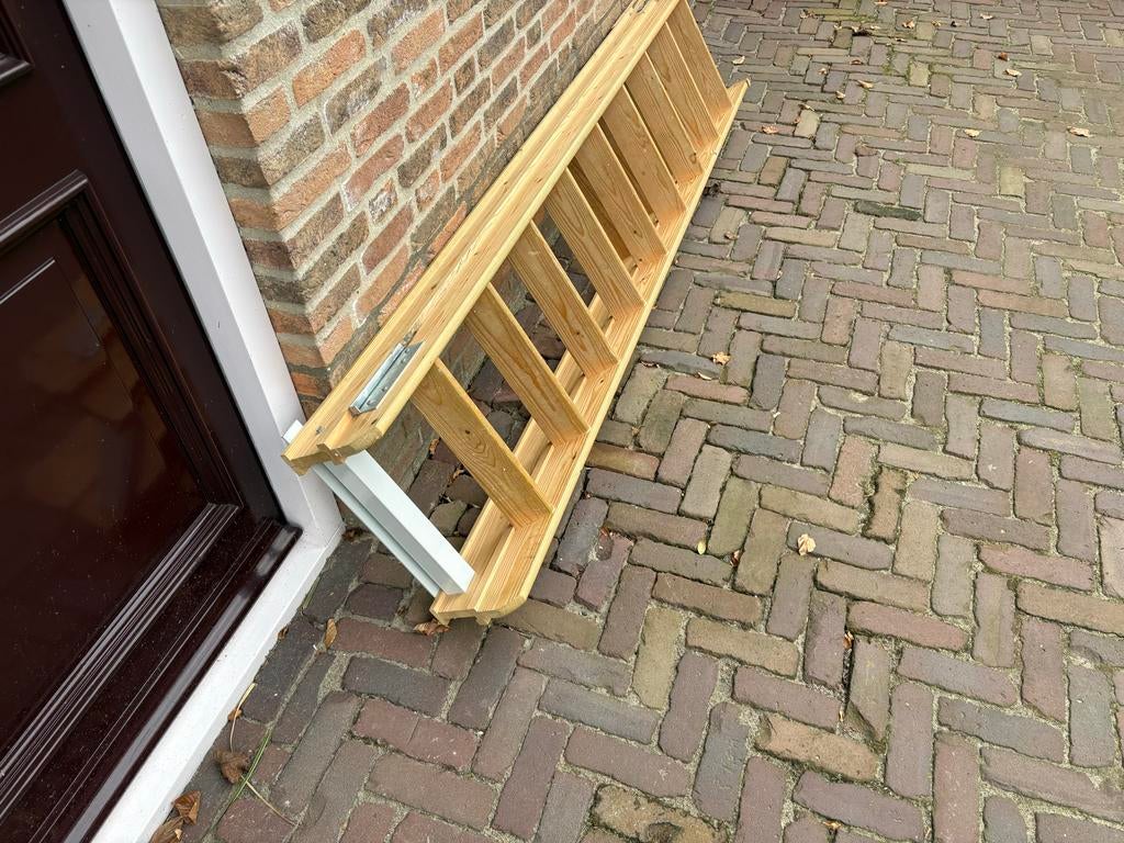 Vlizo zolder trap plafon hoogte ongeveer 2.60m, Ophalen, Gebruikt, Trap, Opvouwbaar of Inschuifbaar