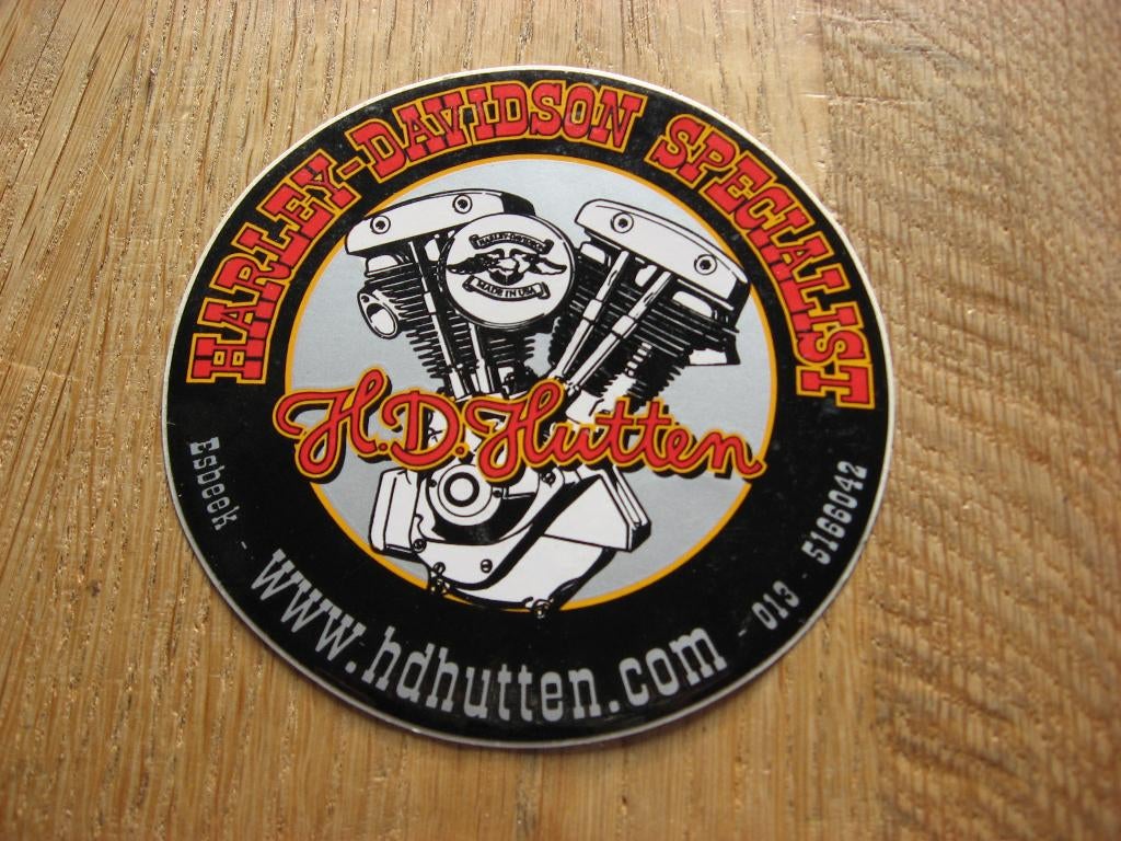 Sticker Harley-Davidson Specialist HD Hutten Esbeek 10 cm, Ophalen, Nieuw, Auto of Motor