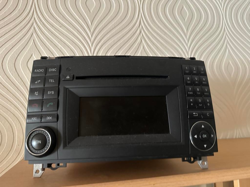 Mercedes-Benz Auto Radio/CD-speler, Ophalen of Verzenden, Gebruikt
