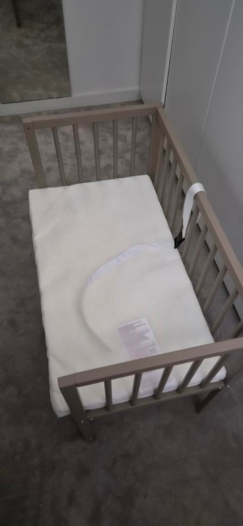 Houten Co-Sleeper Wiegje - Perfect voor naast het bed, Ophalen, Zo goed als nieuw, Wieg