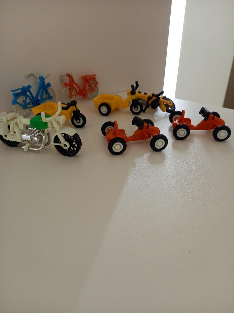 Set van 9 vintage plastic speelgoedvoertuigen, Ophalen of Verzenden, Gebruikt, Jongen of Meisje