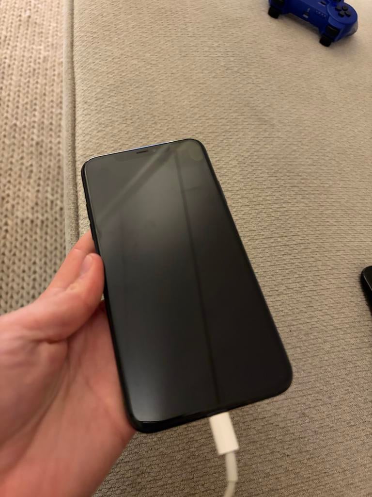 iPhone 11 Pro Max - Schermdefect, voor onderdelen, Telecommunicatie, Mobiele telefoons | Apple iPhone, Ophalen of Verzenden, Gebruikt