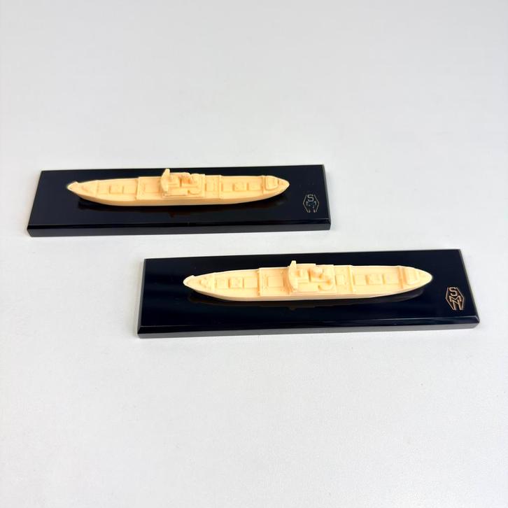 Set van 2 vintage schaalmodellen – SMN scheepvaart, Verzamelen, Scheepvaart, Zo goed als nieuw, Schaalmodel, Motorboot of Zeilboot