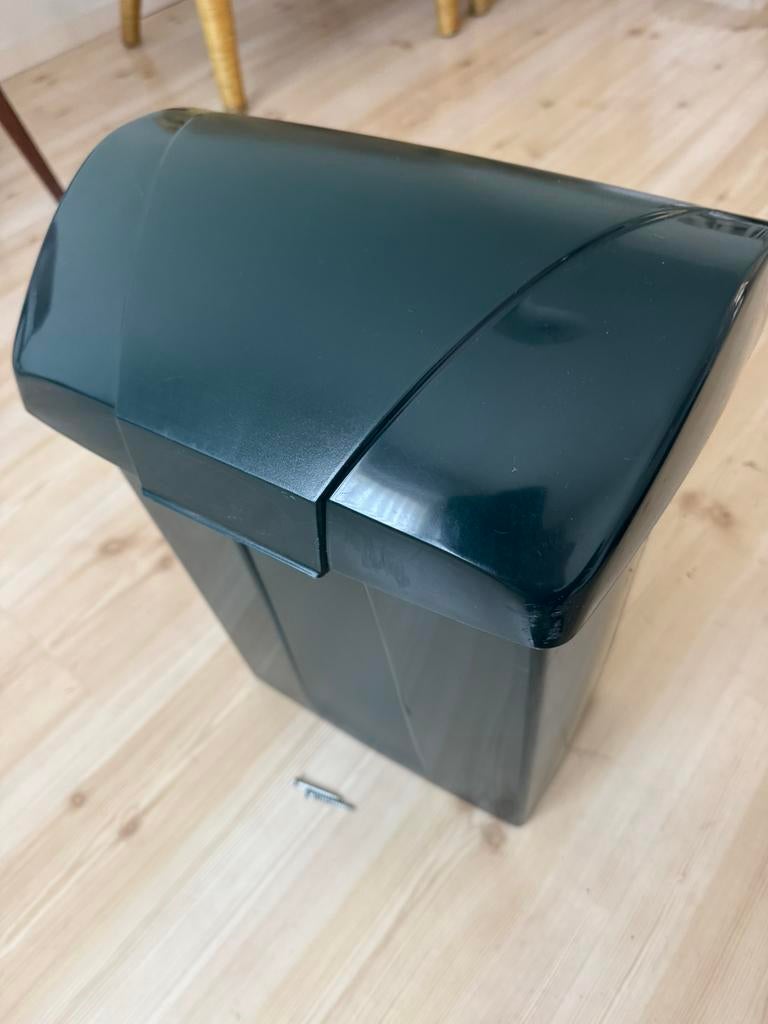 Groene PTT brievenbus (zonder slot), Ophalen, Kunststof, Minder dan 50 cm, Zo goed als nieuw