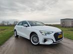 Audi A3 30 Tfsi 110pk S-tronic 2022 Wit, Stof, Met garantie (alle), Adaptive Cruise Control, Wit