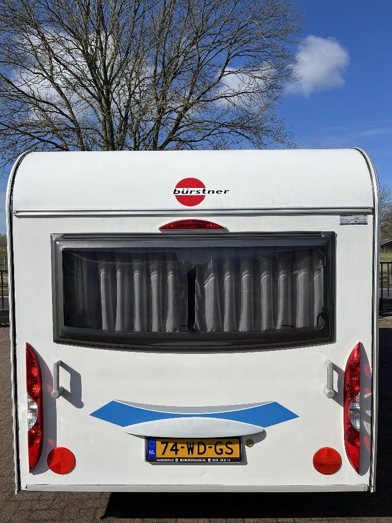 Mooie lichtgewicht Burstner Premio 435 TS, Bedrijf, Treinzit, 750 - 1000 kg, Bürstner