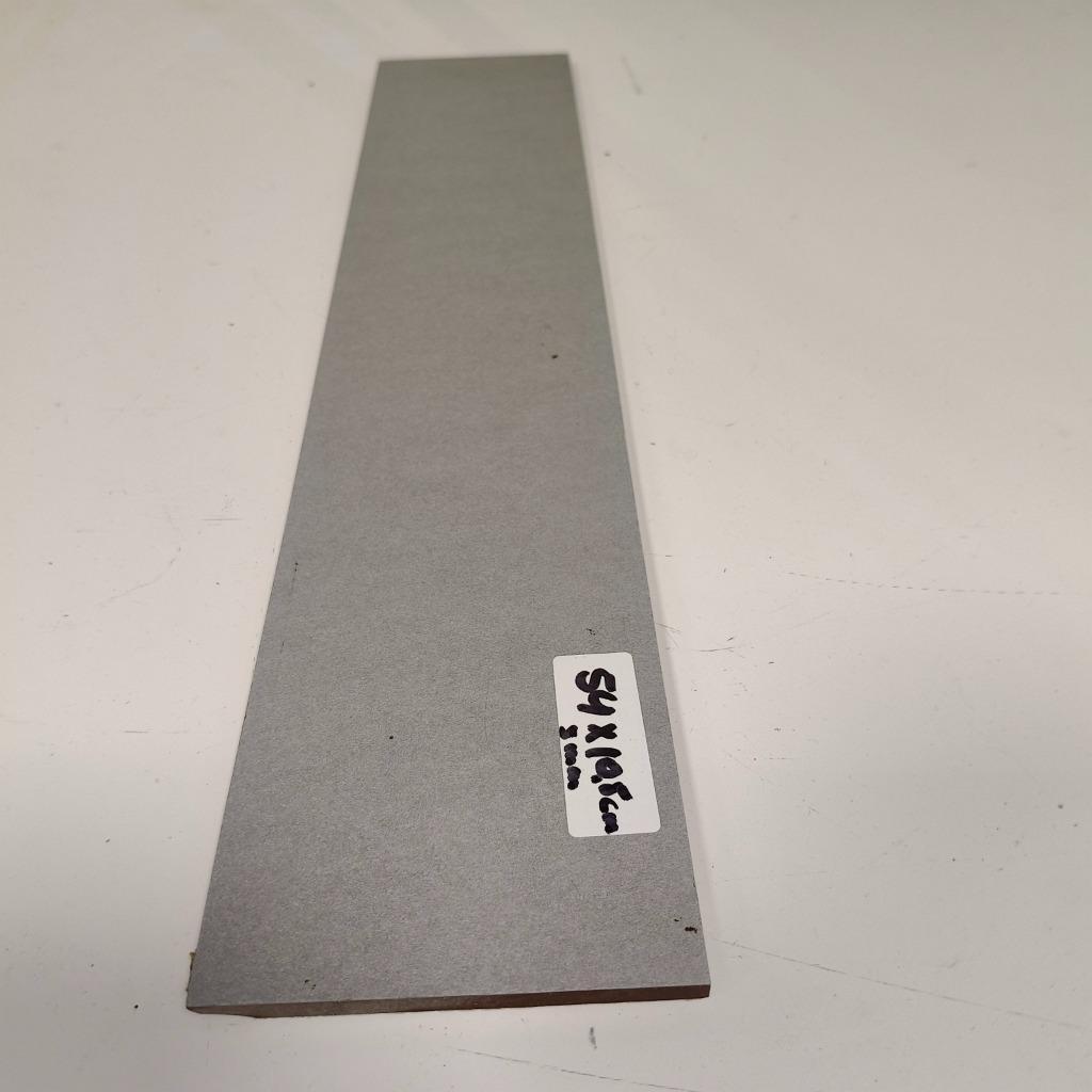 Trespa platen / stroken 54x10.5 cm, Ophalen, Gebruikt