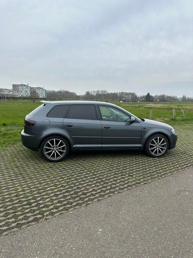 Audi A3 1.8 Tfsi Sportback 118KW -               APK 03/2027, Auto's, Voorwielaandrijving, 4 cilinders, 160 pk, Handgeschakeld