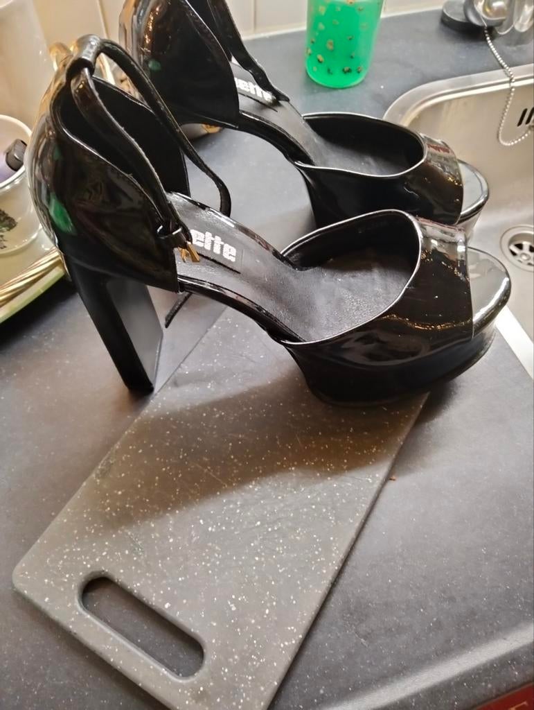 Hoge hakken maat 41 nooit gedragen, Kleding | Dames, Schoenen, Ophalen, Nieuw, Zwart, Schoenen met hoge hakken
