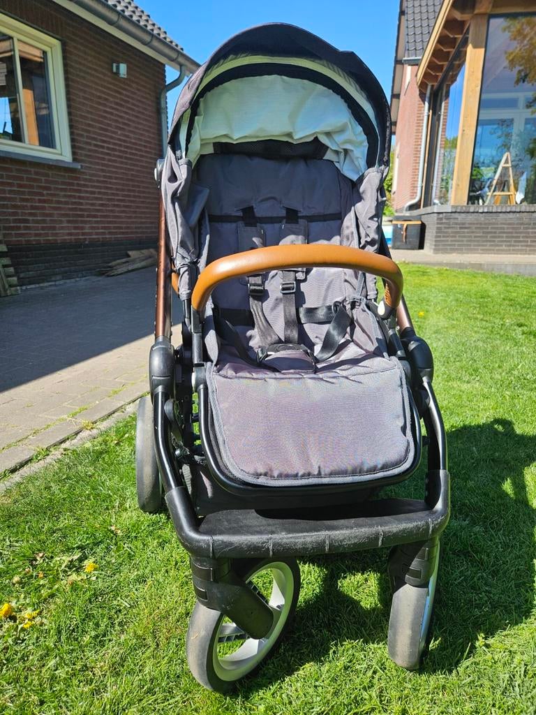 Mutsy Evo kinderwagen - Compleet en stijlvol, Kinderen en Baby's, Kinderwagens en Combinaties, Ophalen, Gebruikt, Combiwagen, Mutsy