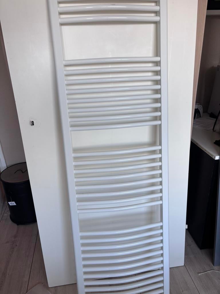 Handdoekradiator- 160x50 WIT, Ophalen, Radiator, Minder dan 60 cm, Zo goed als nieuw