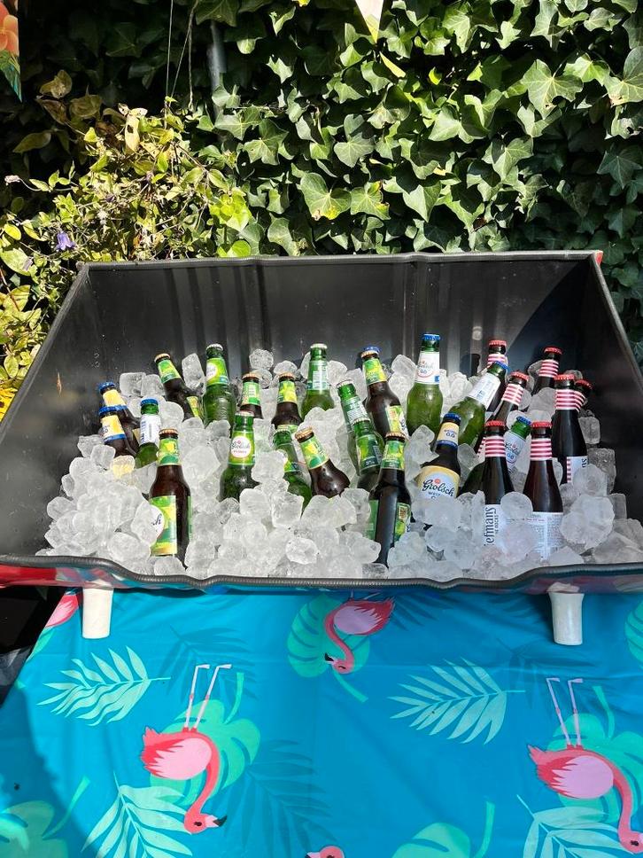 TE KOOP: 2x Olievat IJsbucket Kattenmand, Hobby en Vrije tijd, Feestartikelen | Verhuur, Zo goed als nieuw, Overige, Ophalen