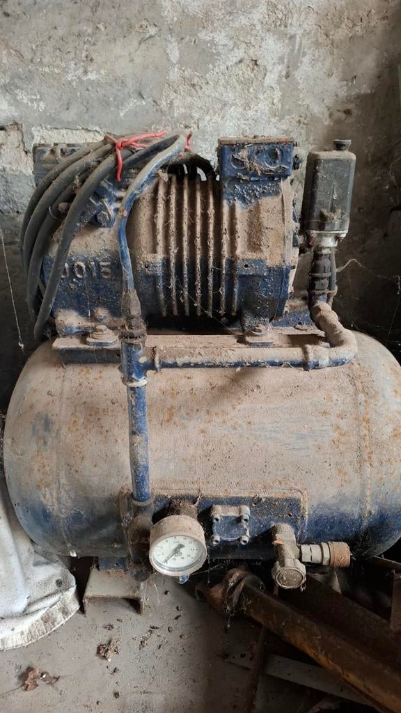 Compressor eigenbouw., Minder dan 25 liter, Ophalen, Gebruikt, Minder dan 200 liter/min