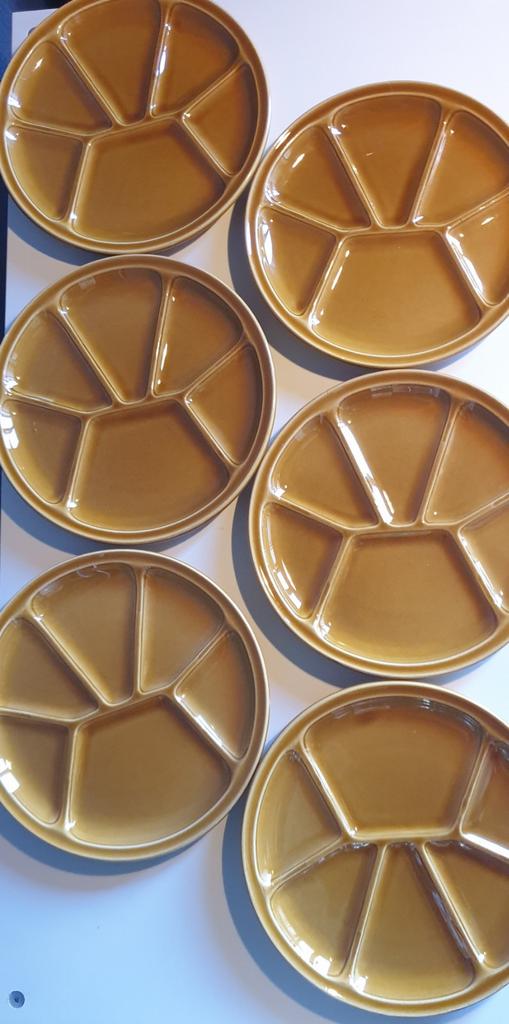 6 Vintage Gourmet Borden -, Keramiek, Ophalen of Verzenden, Zo goed als nieuw, Bord(en)