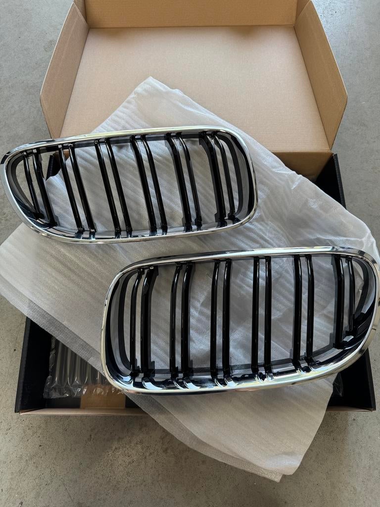 BMW E92 lci grill, Voor, Nieuw, Ophalen of Verzenden, Bumper